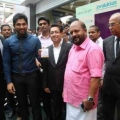 allu-arjun-at-mall-of-joy-kerala-stills-11