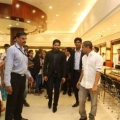 allu-arjun-at-mall-of-joy-kerala-stills-9