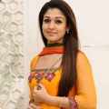 nayanthara-malayalam-actress-stills6