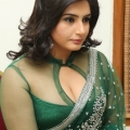 ragini-dwivedi-hot-cleavage-stills-5